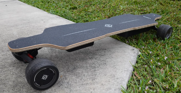 skateboard electrique